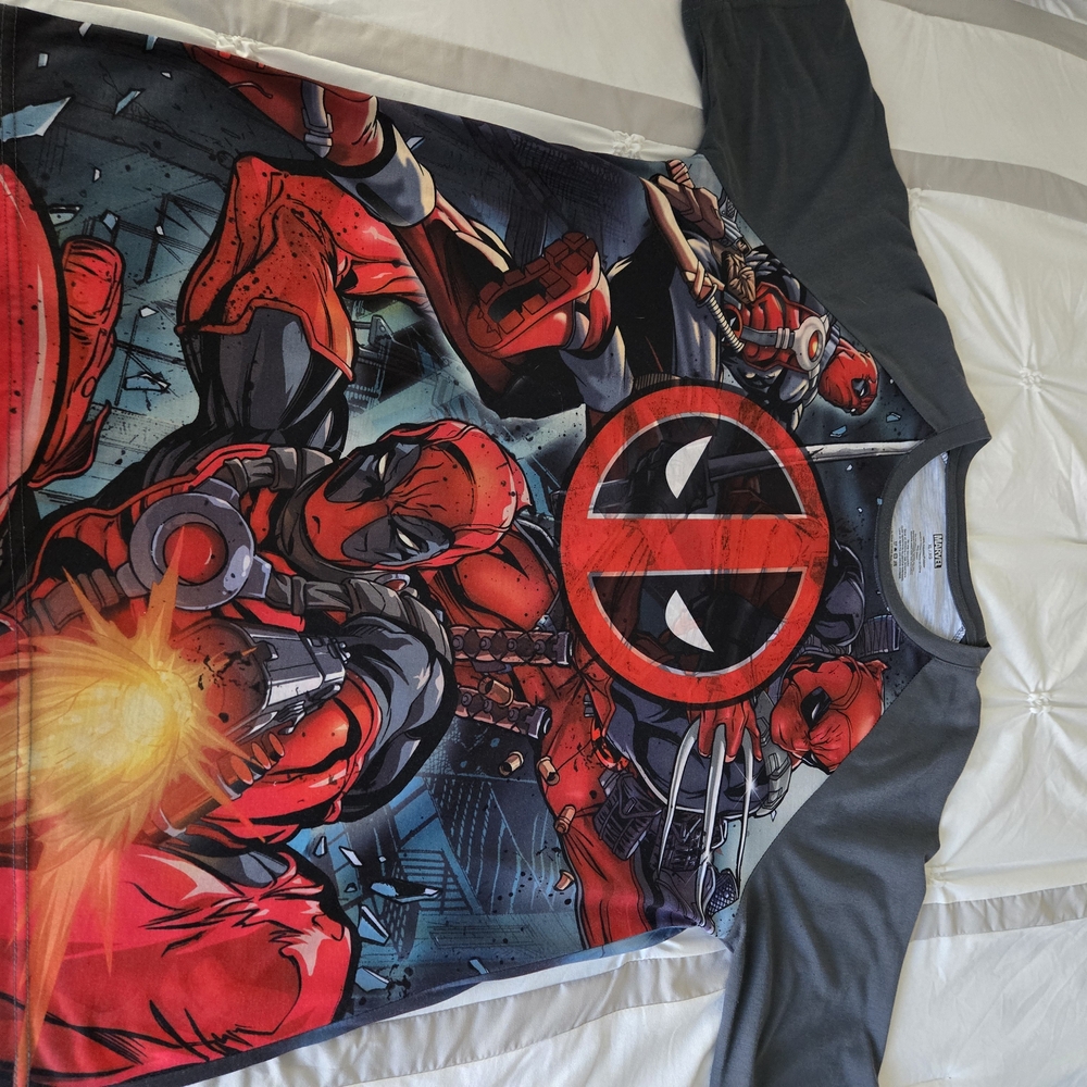 Marvel Logo Gray T-Shirt